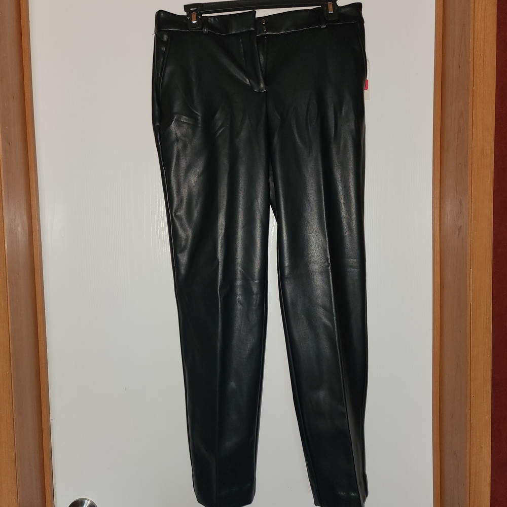 Anne Klein Women's Sleek Black Faux Leather Pants Size 4